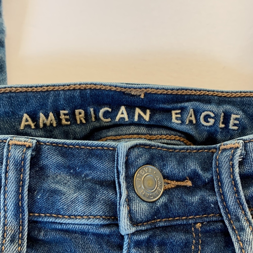 American Eagle Women’s Jeans - Picture 3 of 5